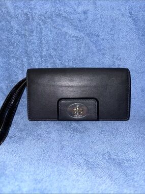 LOW START!!! Kate Spade Black Leather Wristlet Clutch with Silver-Tone Turn Lock